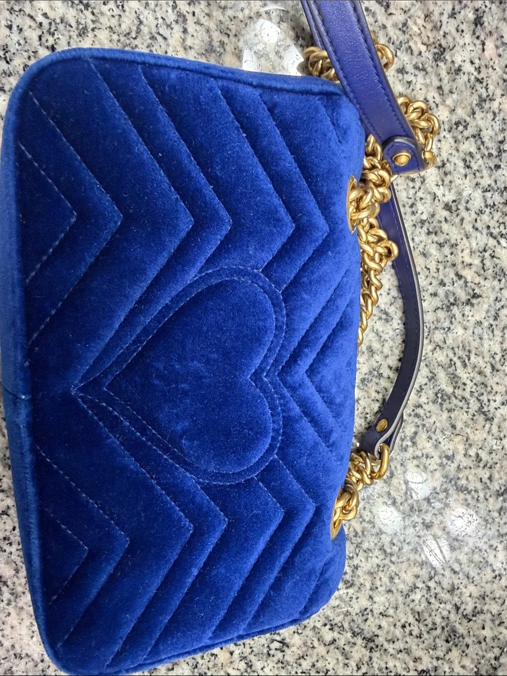 Gucci Royal Blue Velvet Shoulder Bag with Gold Hardware - Picture 5 of 9